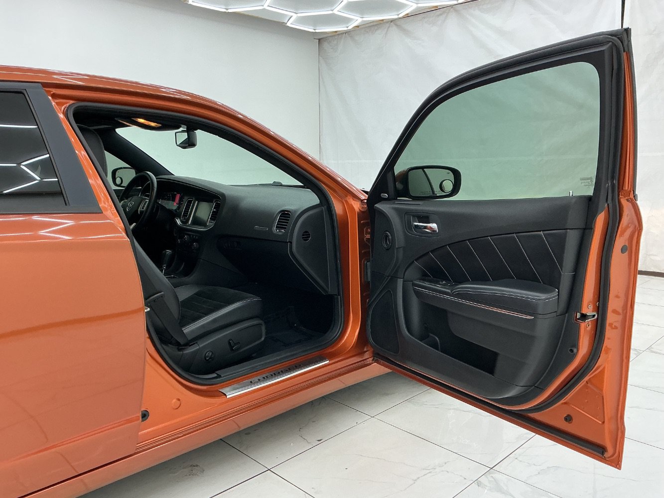 Used 2011 Dodge Charger R/T RWD image 17