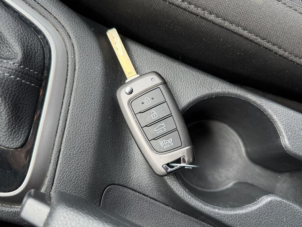Used 2021 Hyundai Accent SE FWD image 31