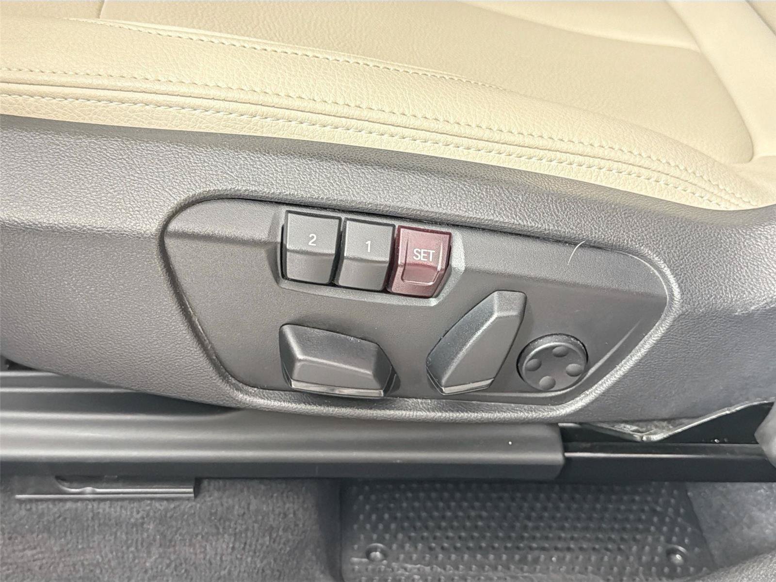 Used 2020 BMW X1 sDrive28i w/ Convenience Package FWD image 19