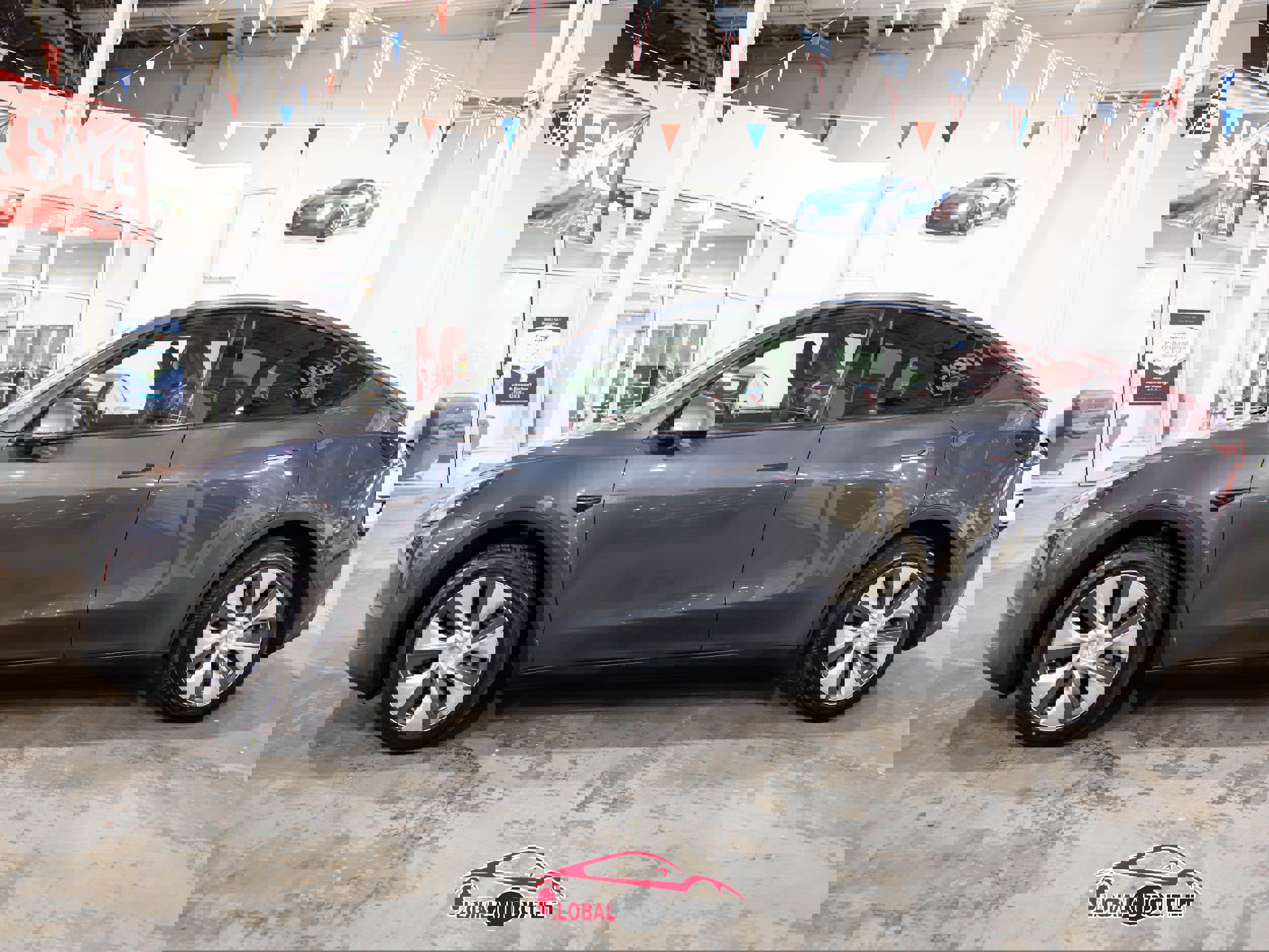 Used 2020 Tesla Model Y Long Range image 4