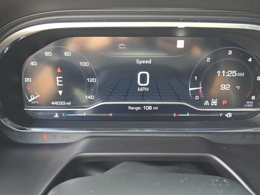 Used 2023 GMC Yukon SLT w/ SLT Premium Package AWD/4WD image 30