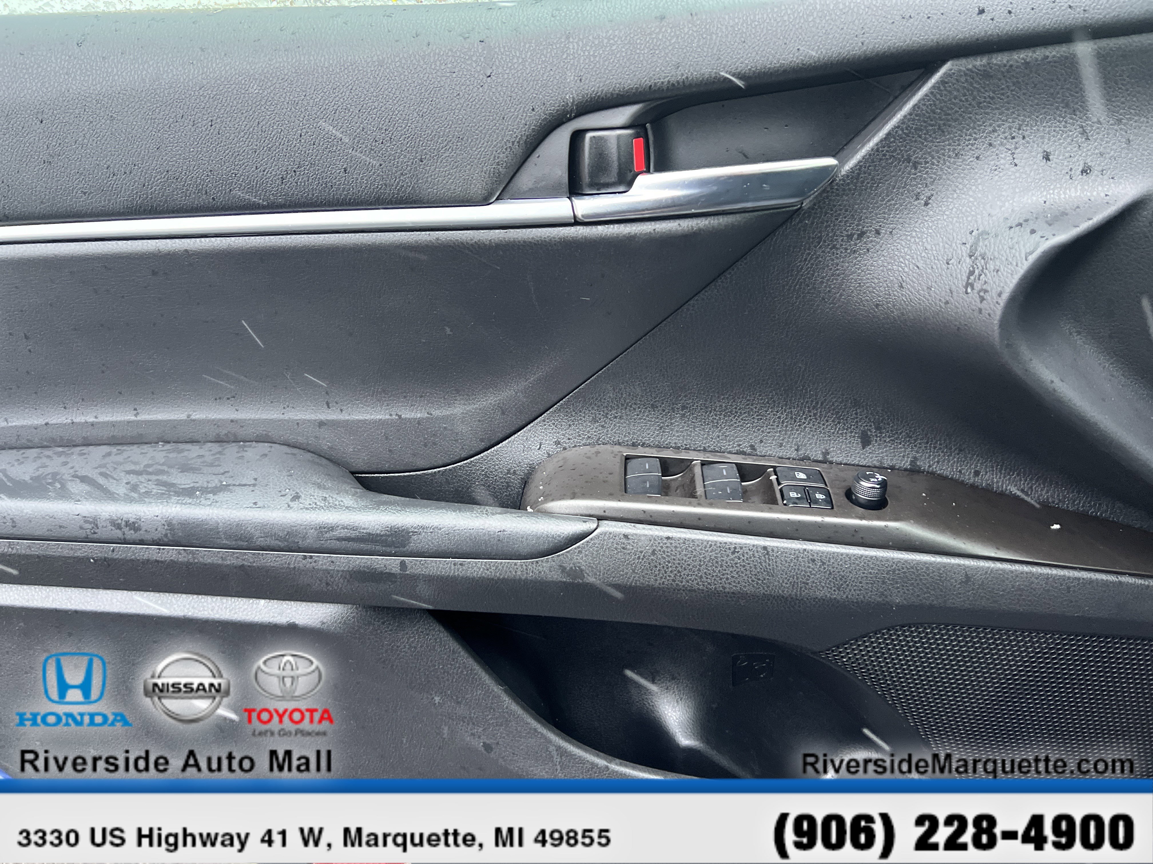 Used 2023 Toyota Camry SE image 24