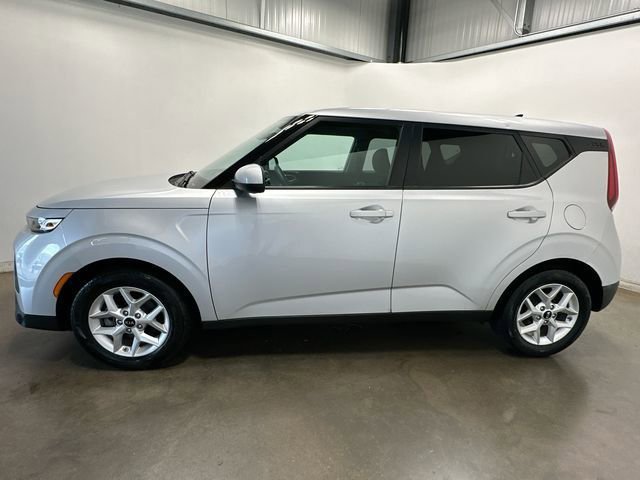 Used 2020 Kia Soul S FWD video 2