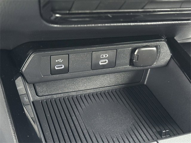 Certified 2025 Toyota Prius LE image 26