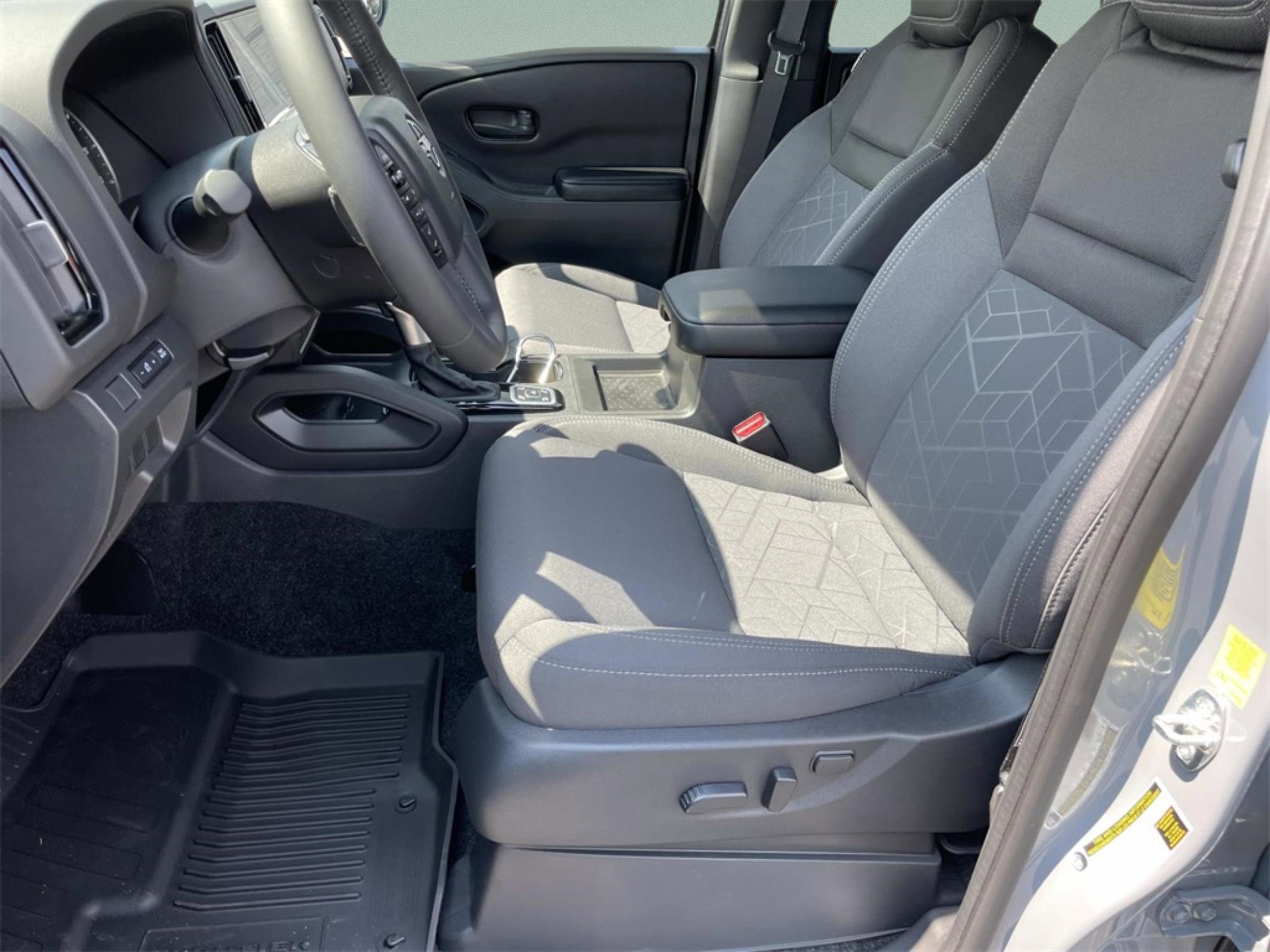New 2026 Nissan Frontier SV image 12