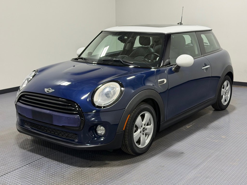 Used 2014 MINI Cooper 2-Door Hardtop image 1