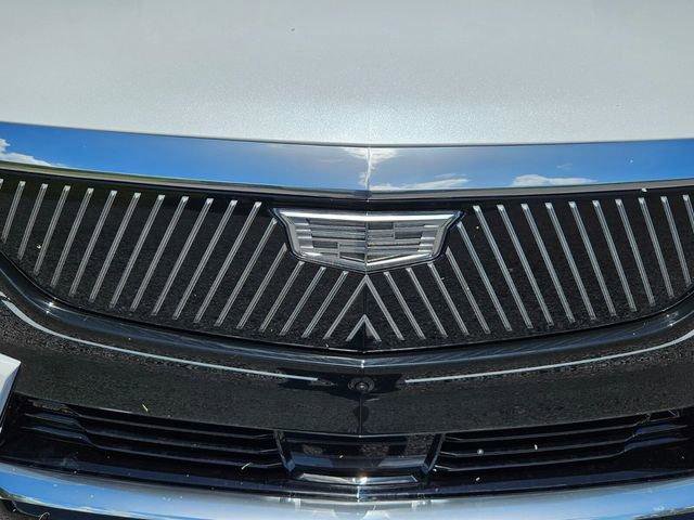 New 2026 Cadillac Escalade IQ Luxury 2 w/ LPO, Radiant Package image 17