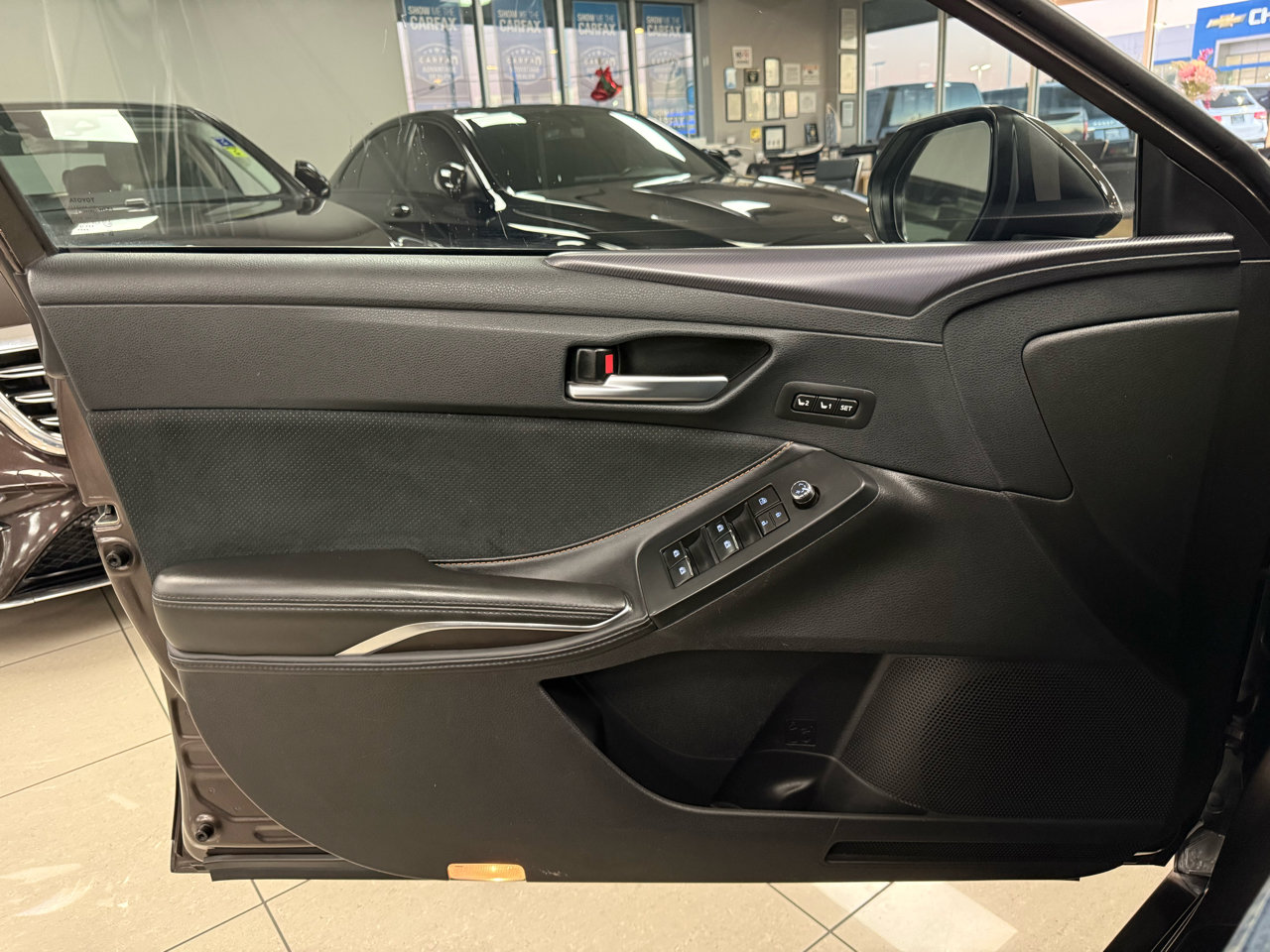 Used 2019 Toyota Avalon Touring w/ Advanced Safety Package image 9