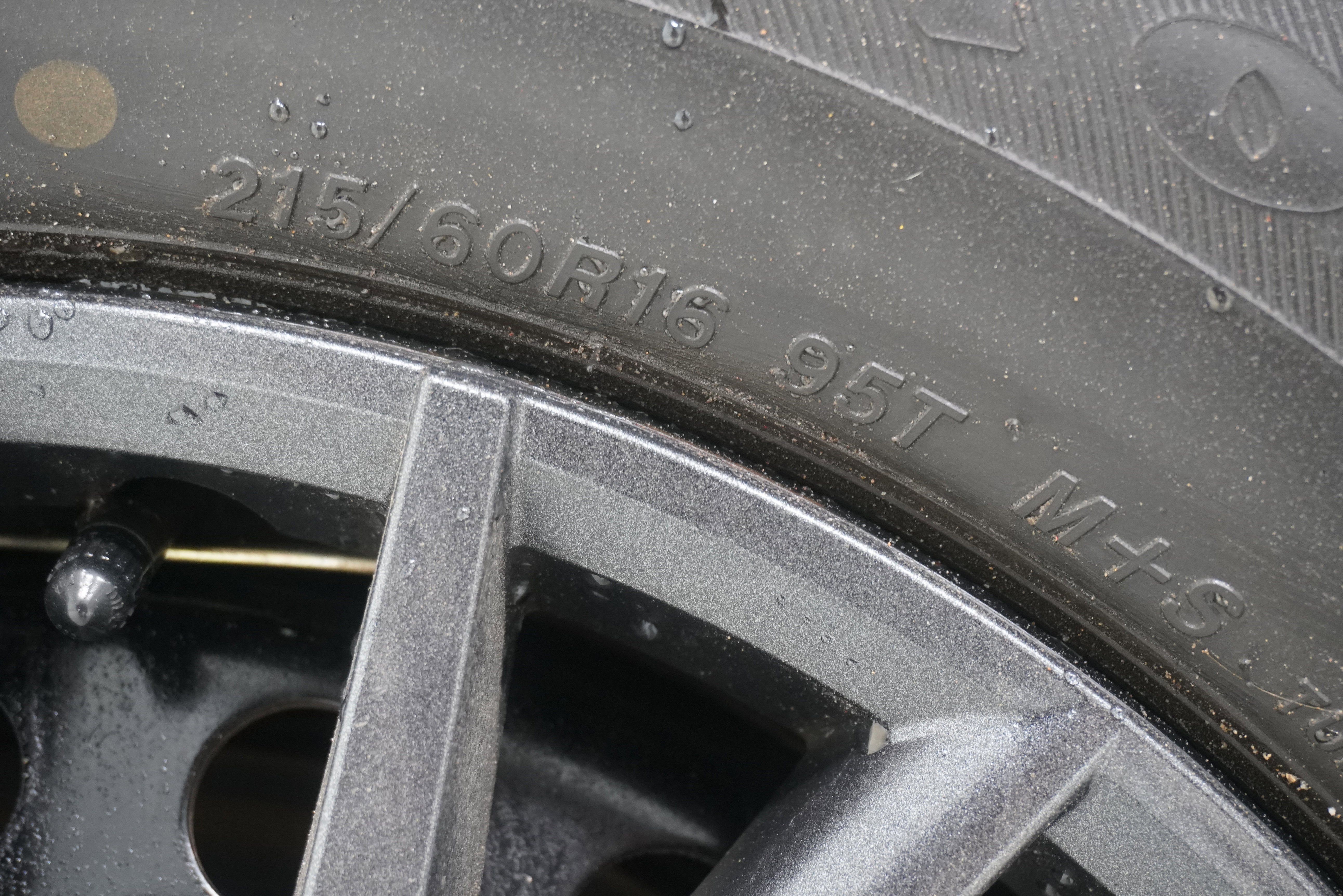 Used 2020 Ford Fusion S image 22