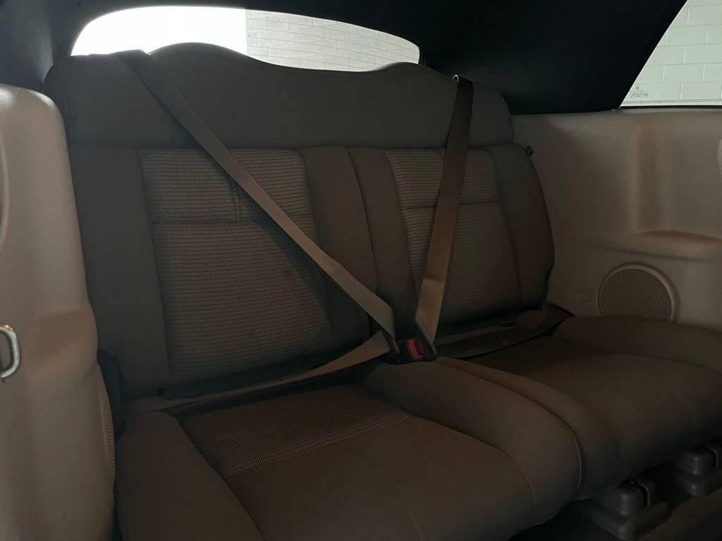 Used 2007 Chrysler PT Cruiser Convertible w/ Spring Special Group image 25