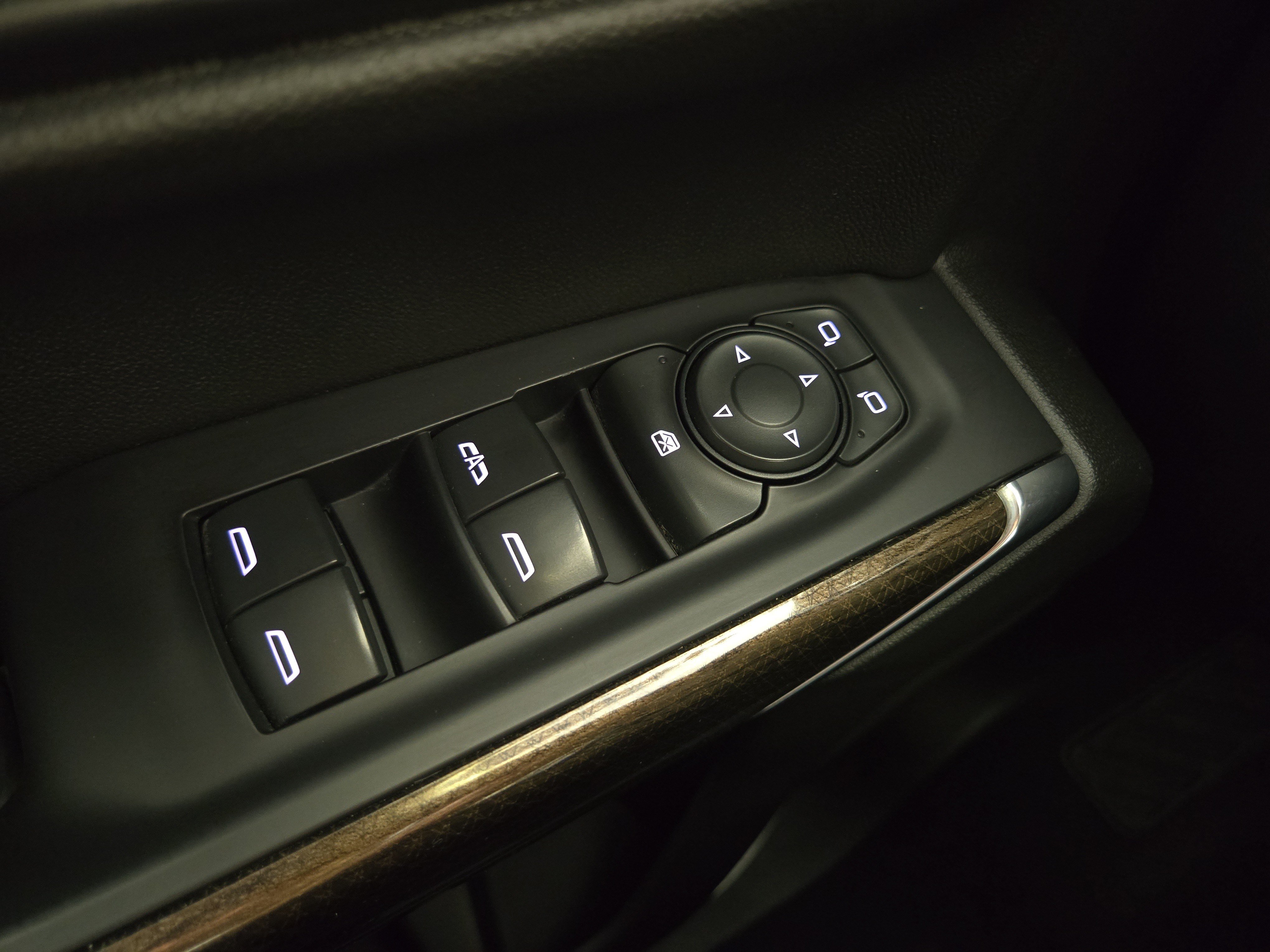 Used 2020 Chevrolet Silverado 1500 LT w/ All-Star Edition AWD/4WD image 25