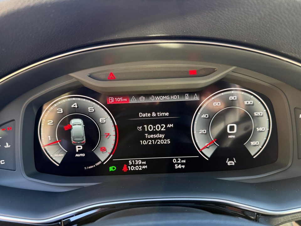 Used 2025 Audi Q7 3.0T Prestige image 11