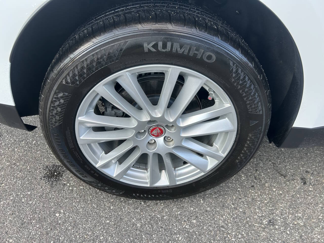 Used 2017 Jaguar F-PACE Prestige AWD/4WD image 10