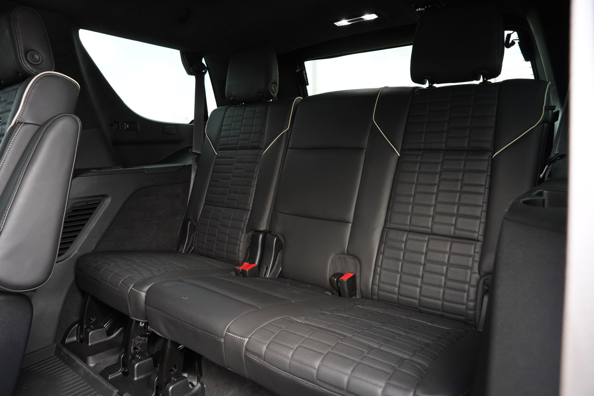 Used 2022 Cadillac Escalade Sport Platinum image 21