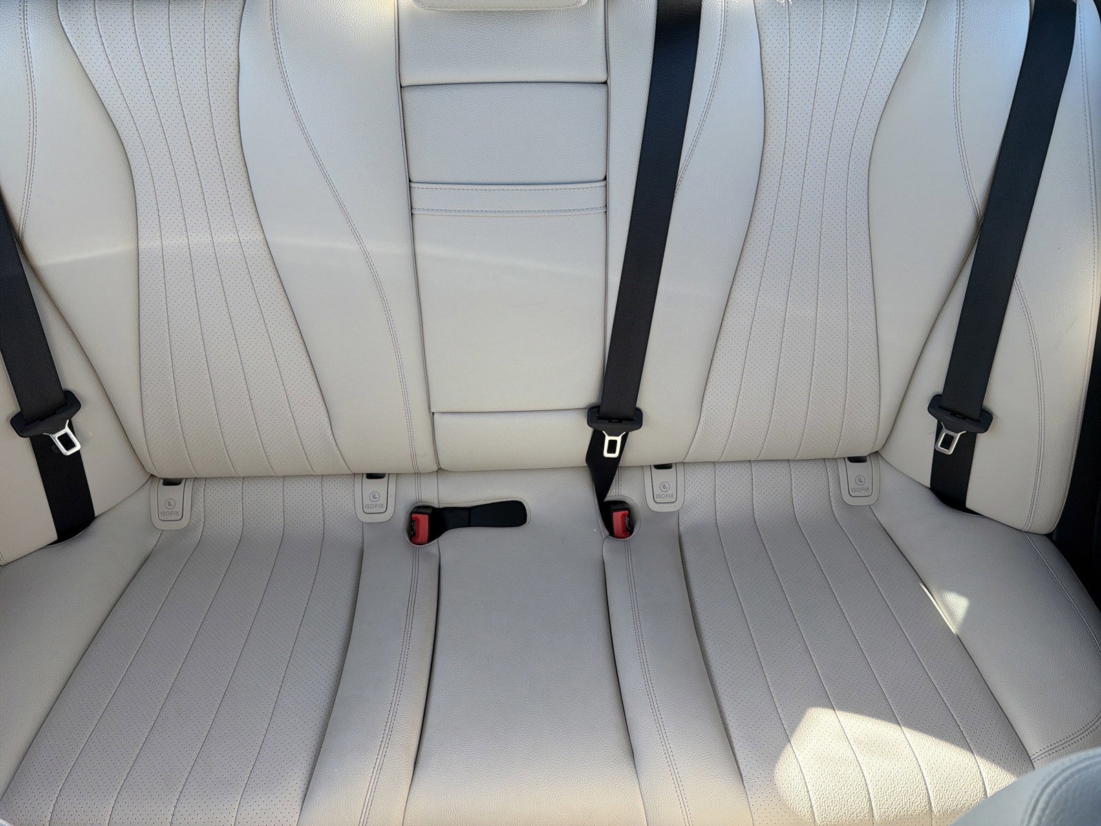 Used 2019 Mercedes-Benz E 300 4MATIC image 14