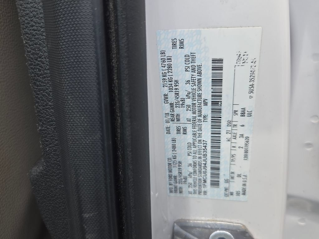 Used 2018 Ford Escape Titanium FWD image 4
