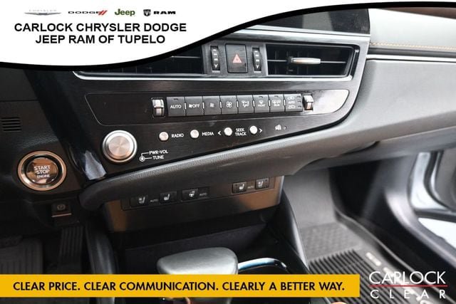 Used 2024 Lexus ES 250 w/ Premium Package AWD/4WD image 21