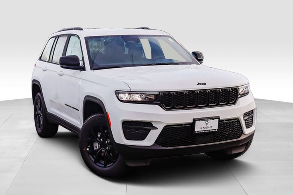 New 2025 Jeep Grand Cherokee Altitude image 2