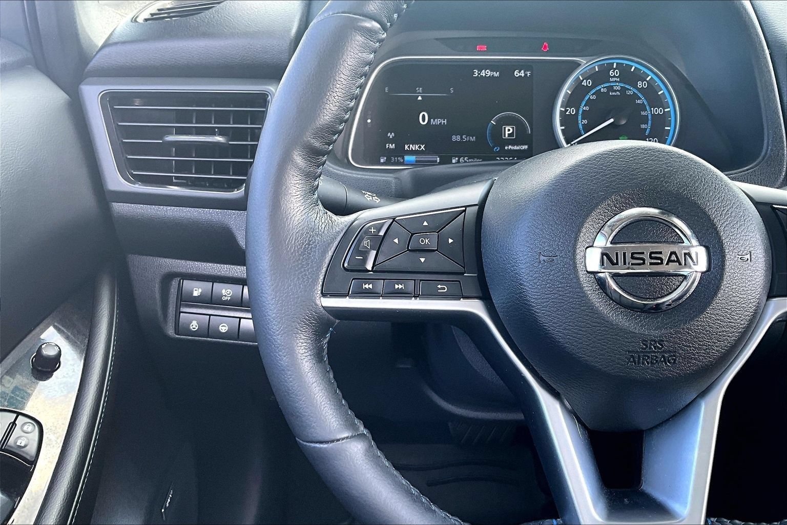 Used 2019 Nissan Leaf SL Plus FWD image 10