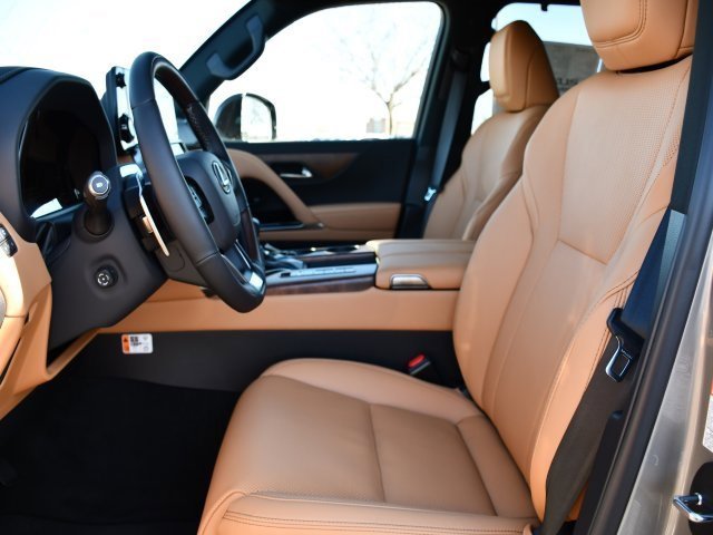 New 2026 Lexus LX 600 4WD w/ Luxury Package image 15