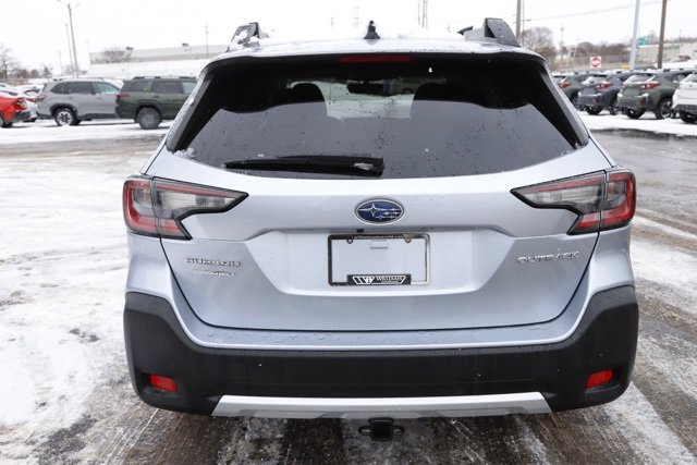 Used 2024 Subaru Outback Limited image 4
