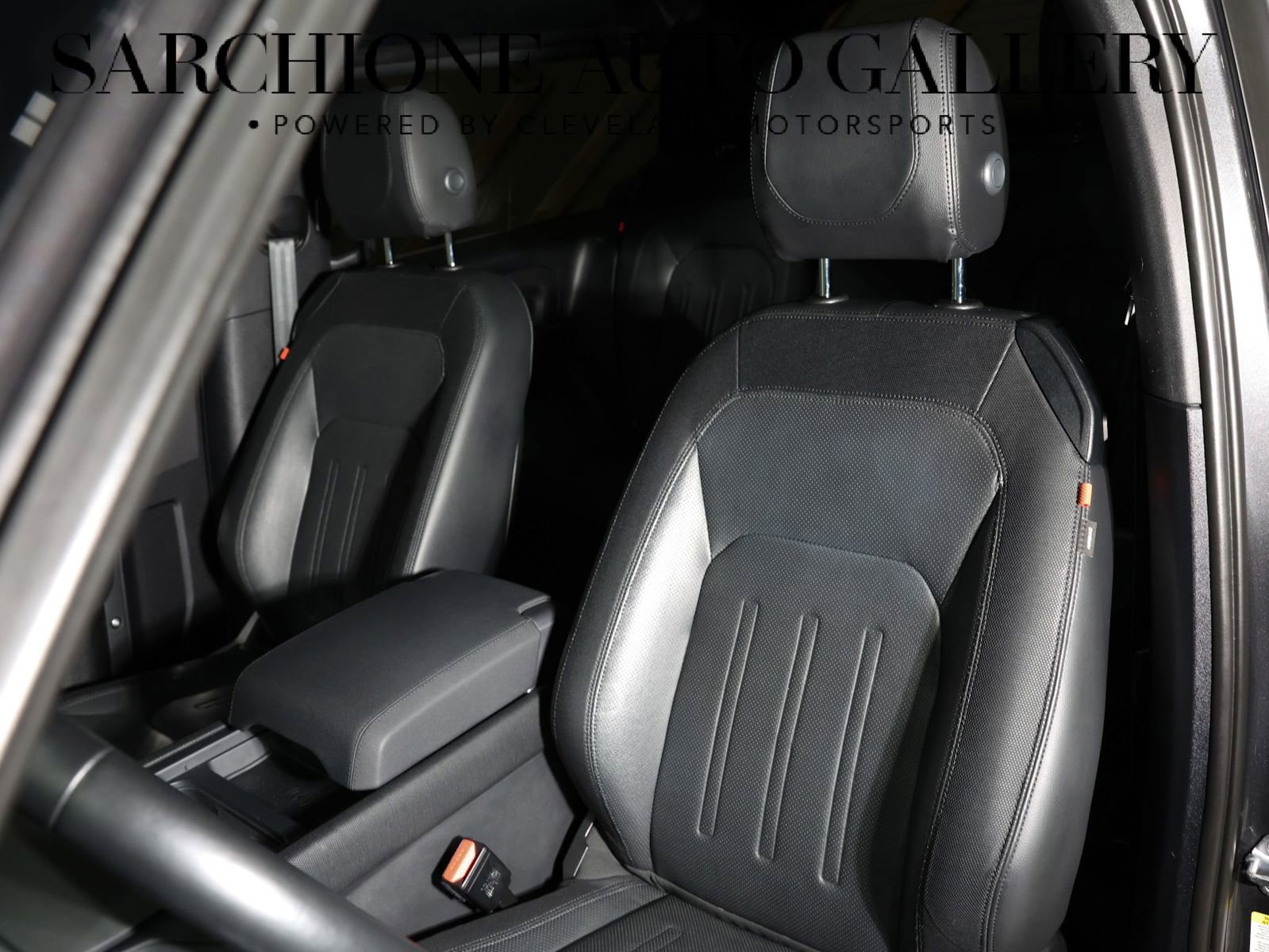 Used 2022 Land Rover Defender 90 X-Dynamic S image 40