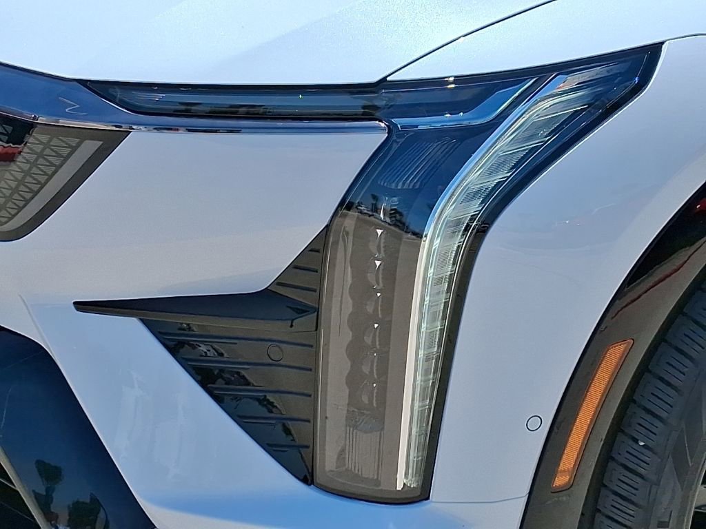 New 2026 Cadillac Optiq Sport 1 w/ LPO, ONYX Package RWD image 7