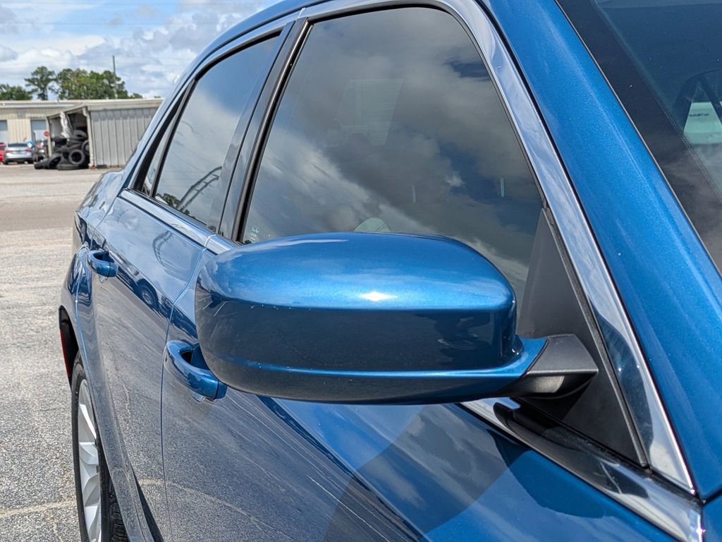 Used 2022 Chrysler 300 Touring RWD image 11