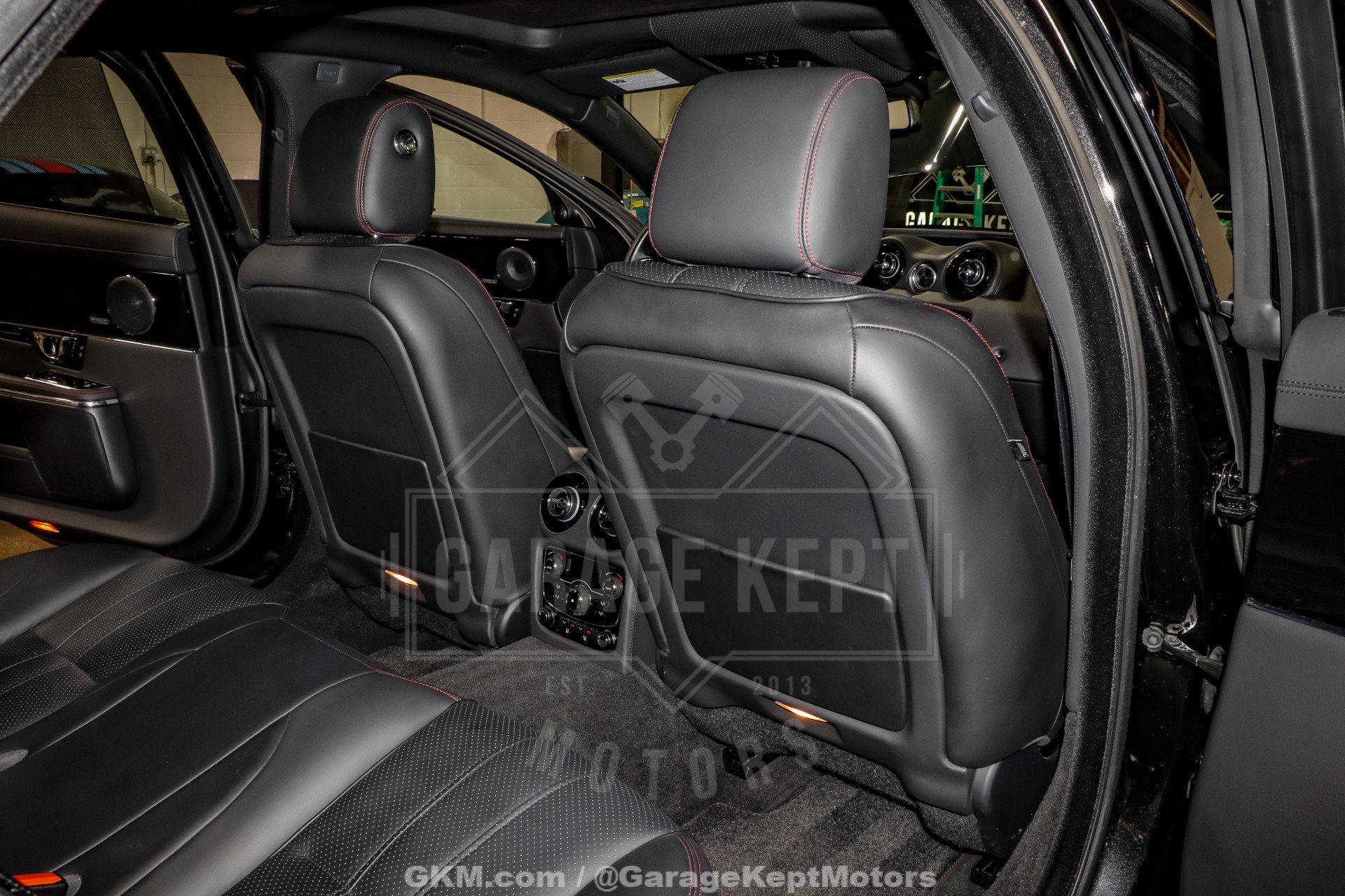 Used 2015 Jaguar XJ R LWB image 87