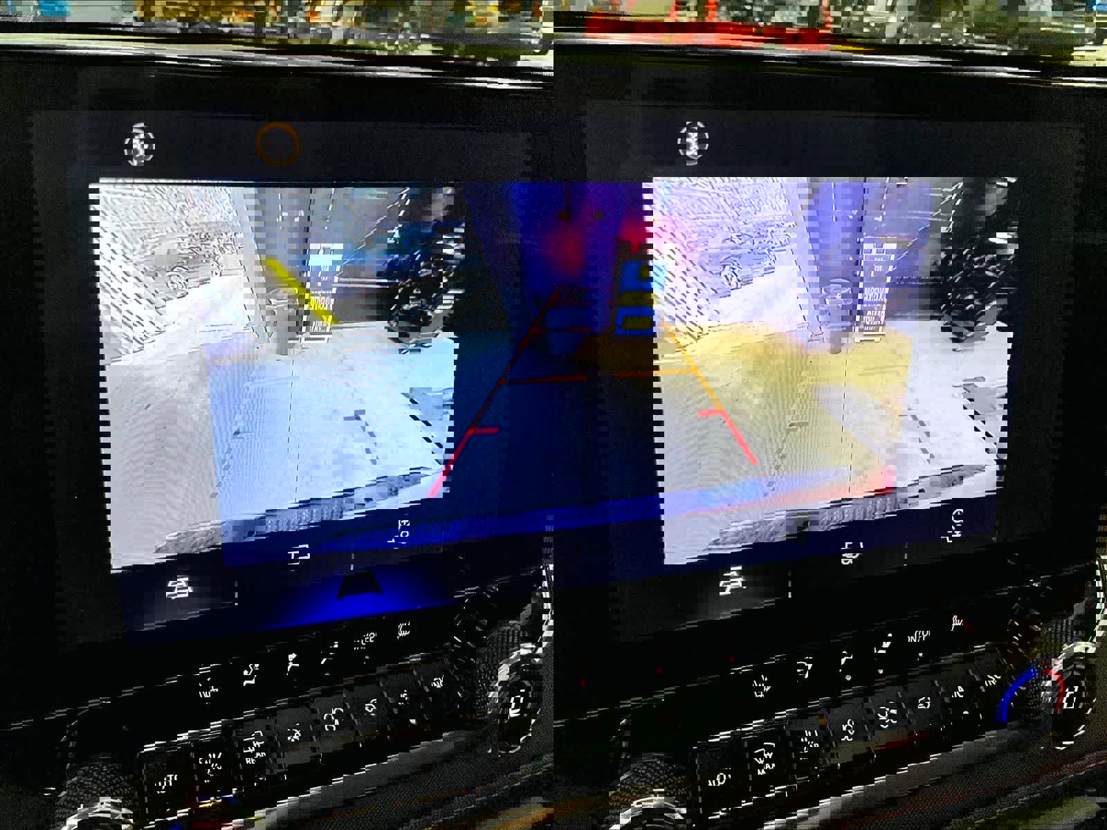 Used 2023 Chevrolet Colorado Z71 w/ Z71 Convenience Package 2 AWD/4WD image 19