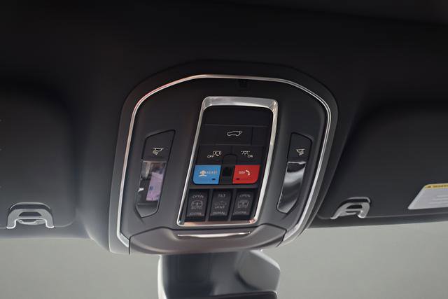 New 2026 Jeep Grand Wagoneer 4WD image 29