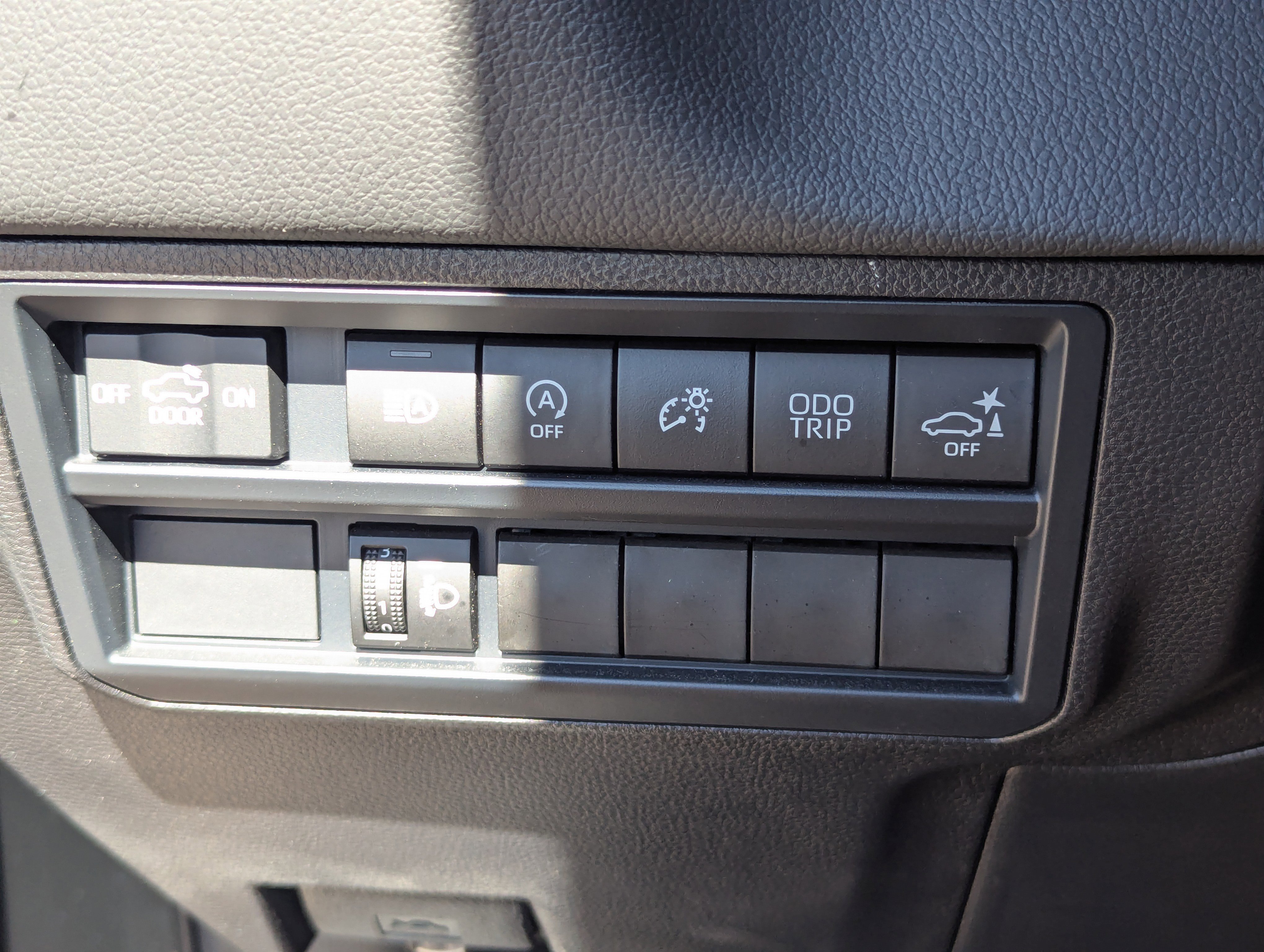 Used 2025 Toyota Tundra Limited image 31