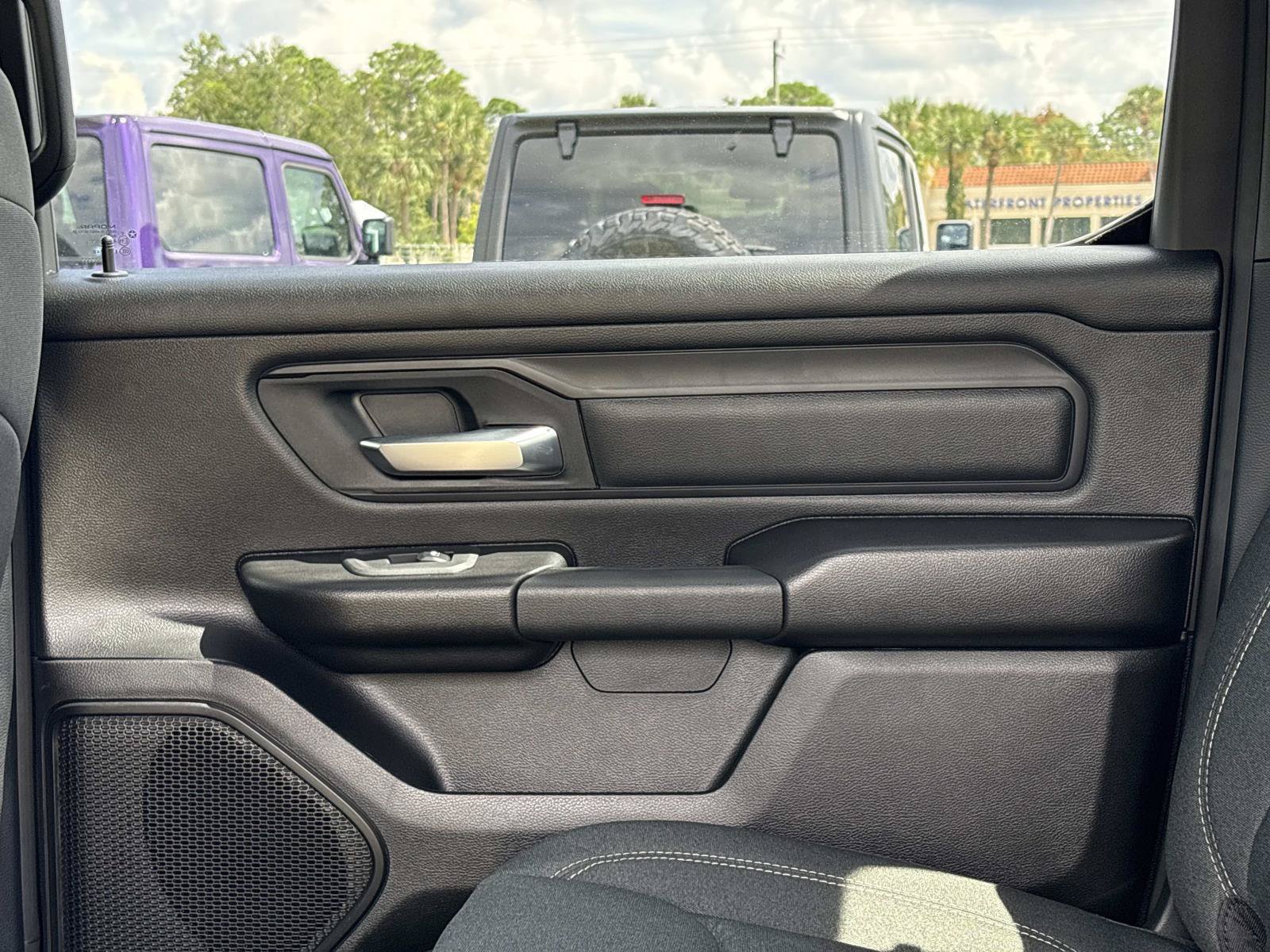 New 2027 RAM 1500 Express RWD image 15