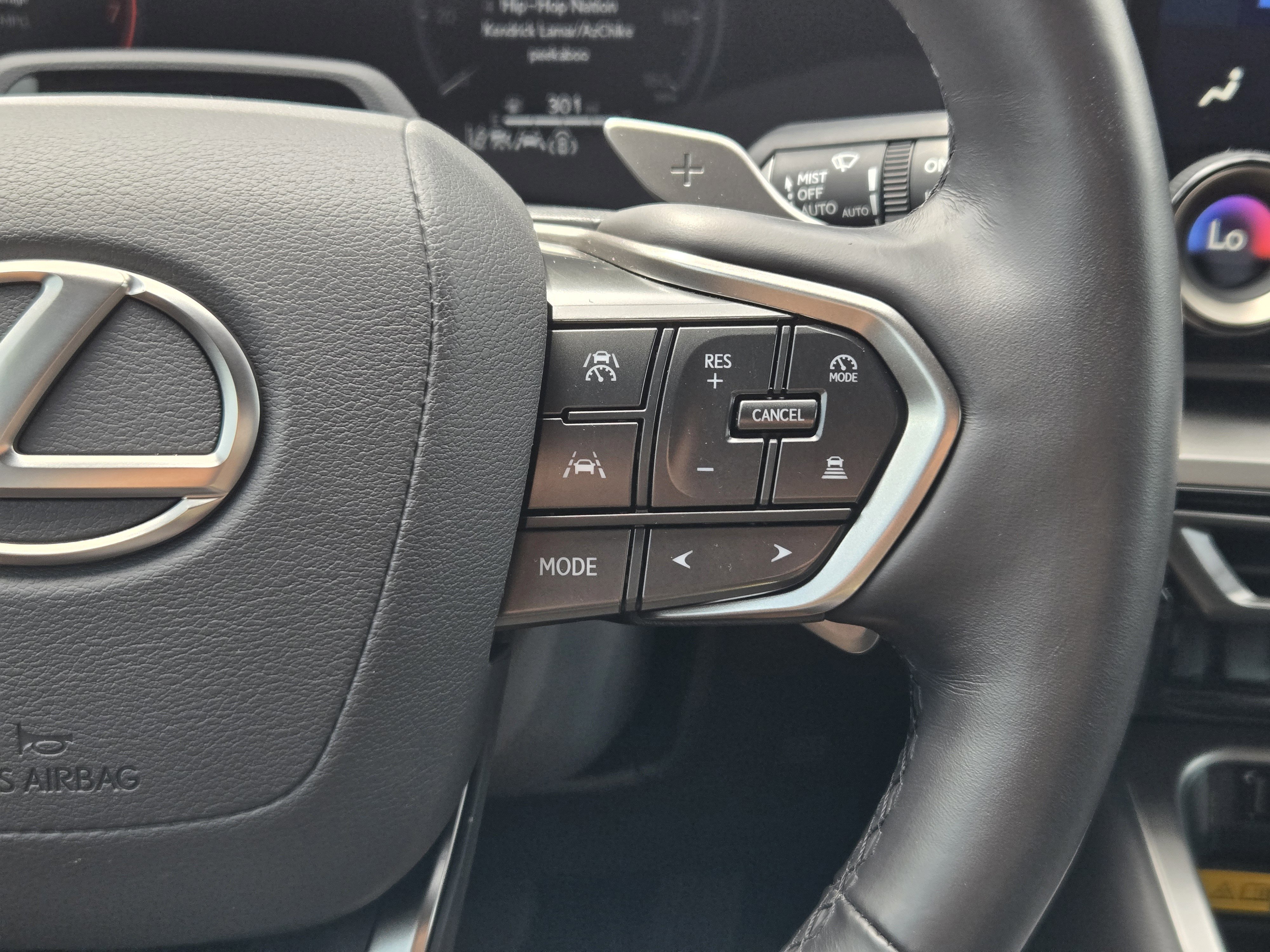 Certified 2025 Lexus TX 350 AWD w/ Technology Package image 35