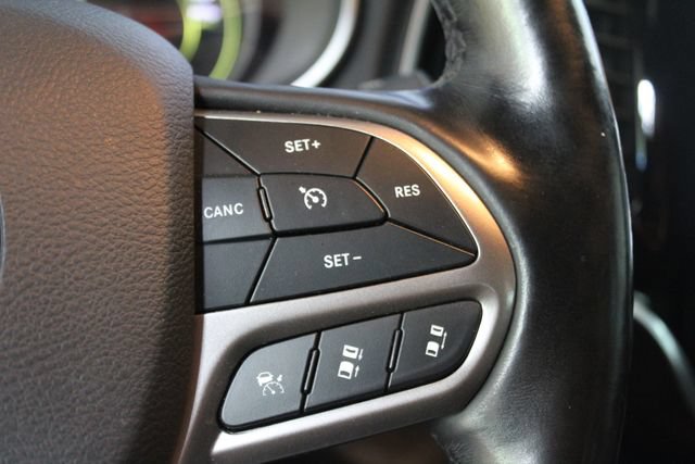 Used 2021 Jeep Cherokee High Altitude AWD/4WD image 17
