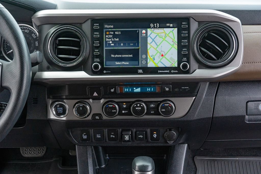 Used 2021 Toyota Tacoma Limited image 25