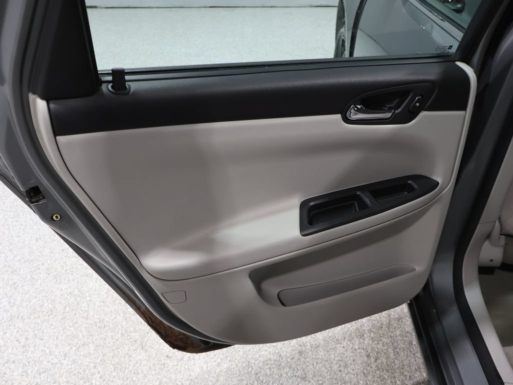Used 2007 Chevrolet Impala LT FWD image 20