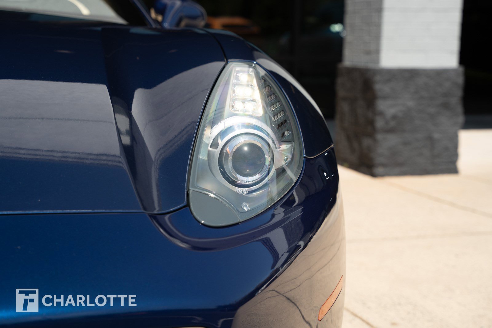 Used 2011 Ferrari California image 6