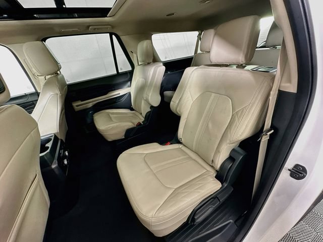 Used 2023 Ford Expedition Max Platinum AWD/4WD image 32