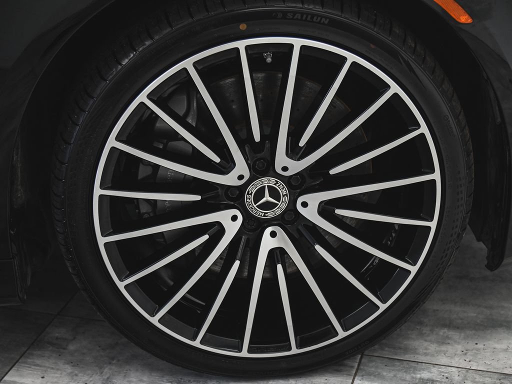 Used 2023 Mercedes-Benz S 500 4MATIC w/ AMG Line image 7