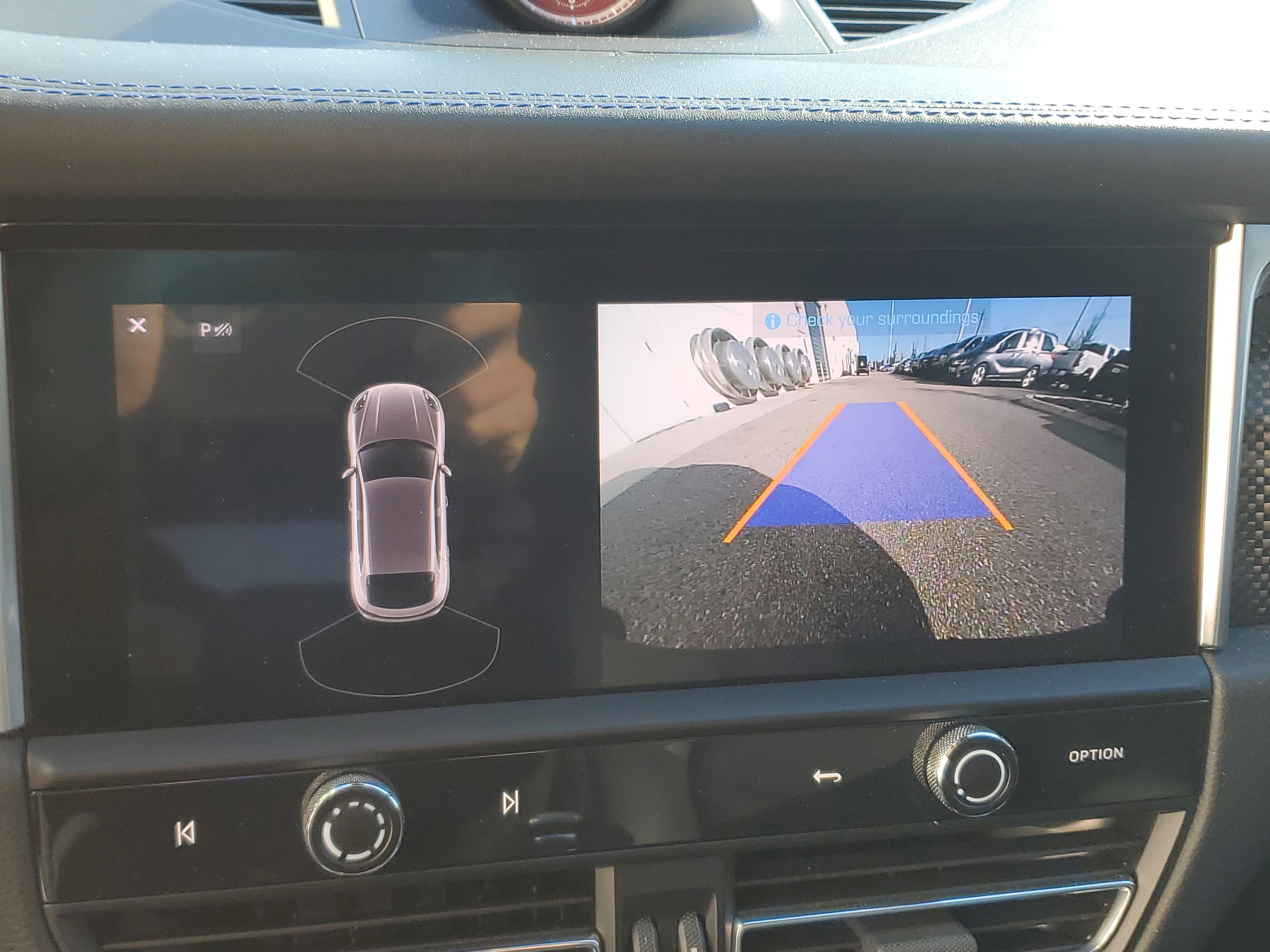 Used 2022 Porsche Macan S image 33