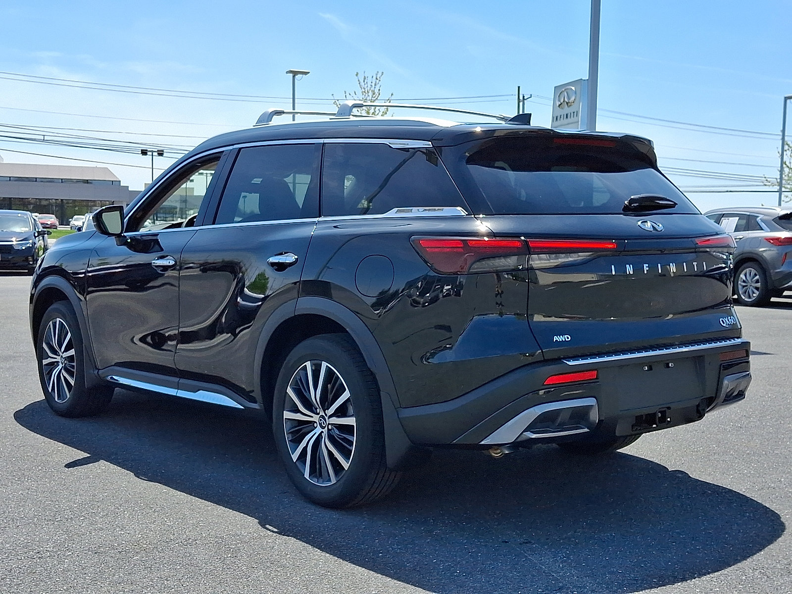 Certified 2025 INFINITI QX60 Sensory w/ Vision Package image 5