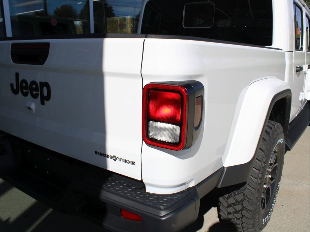 New 2025 Jeep Gladiator Sport image 37