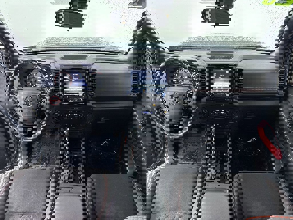 Used 2023 Nissan Frontier PRO-4X w/ Pro Convenience Package image 3