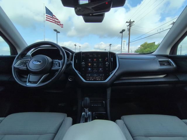 Used 2023 Subaru Ascent Premium w/ Convenience Package image 2