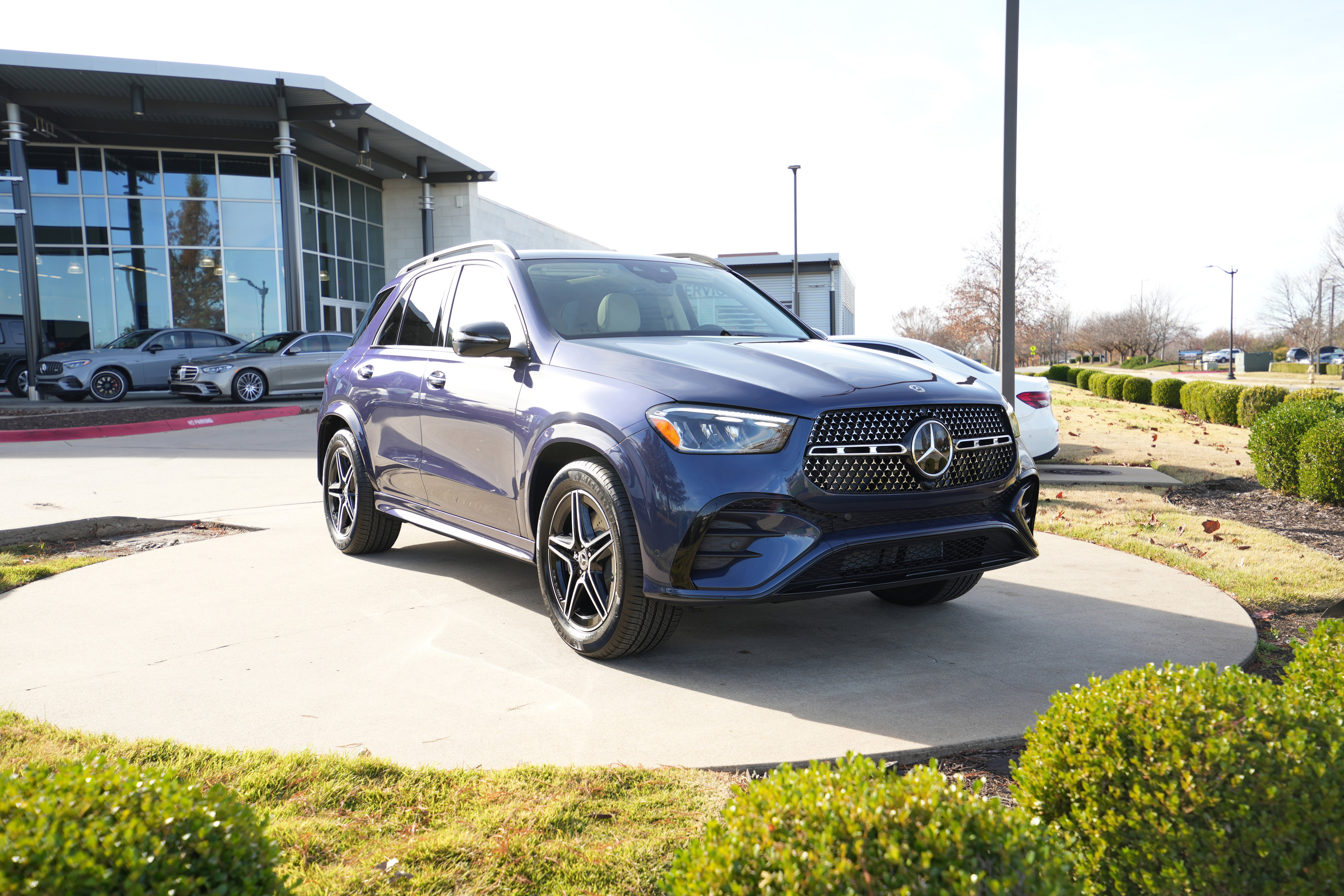 New 2026 Mercedes-Benz GLE 350 4MATIC image 1