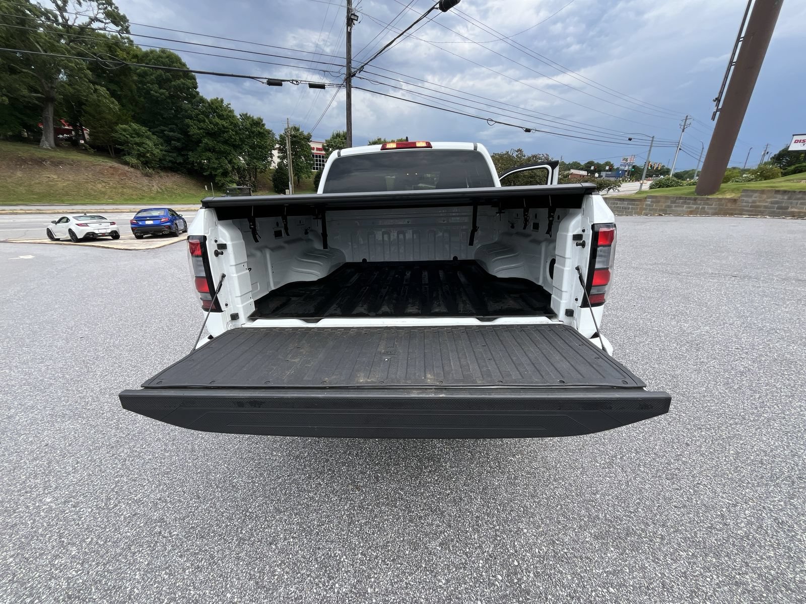 Used 2024 Nissan Frontier SV RWD image 26