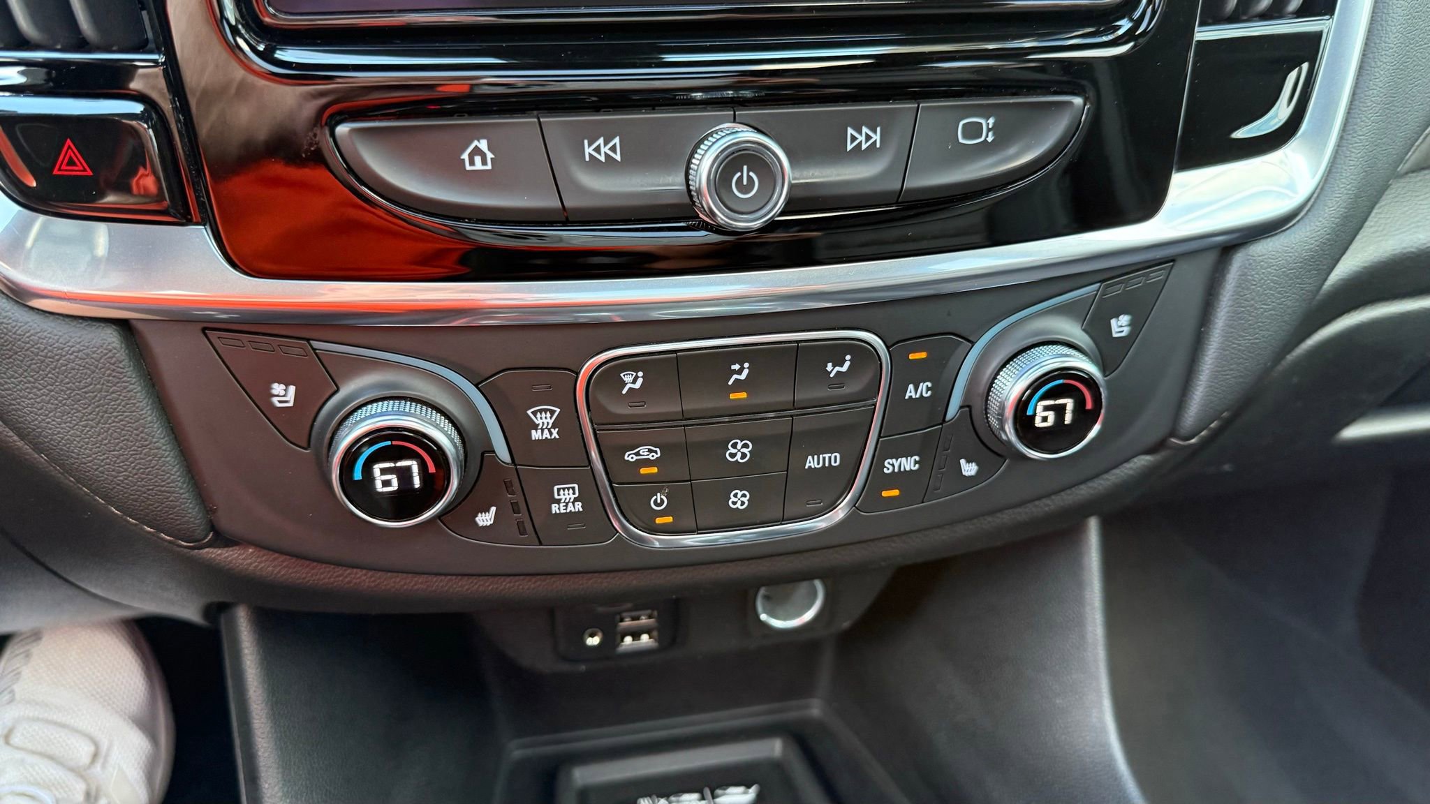 Used 2022 Chevrolet Traverse High Country image 30