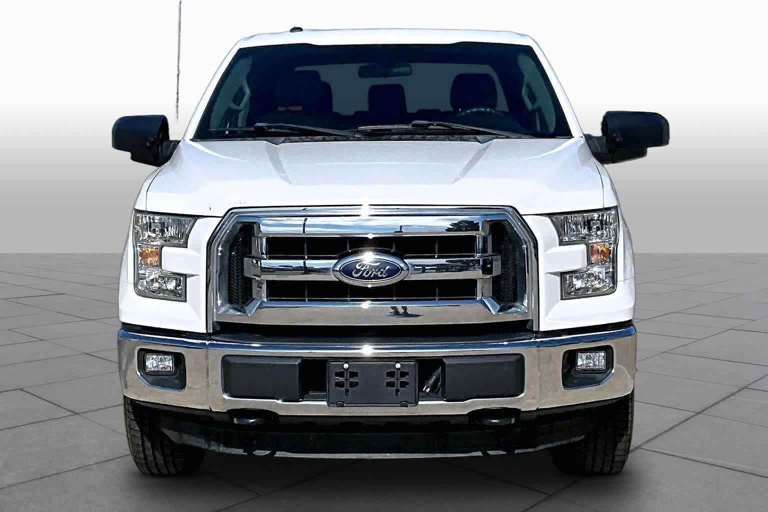 Used 2016 Ford F150 XLT AWD/4WD image 4