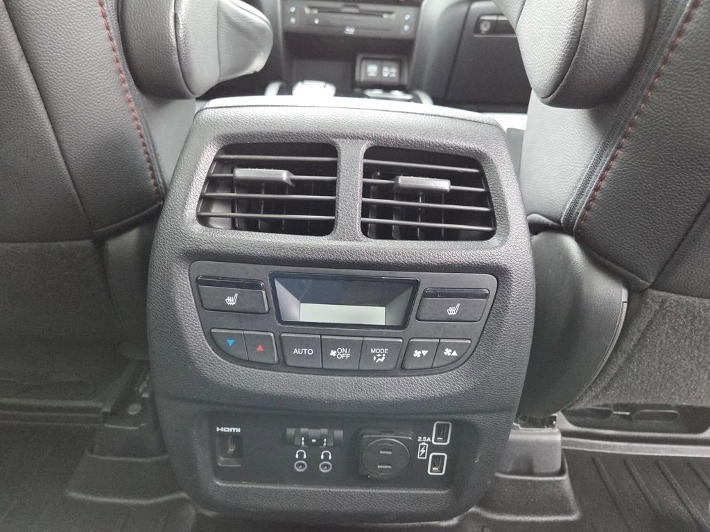 Used 2021 Honda Pilot Black Edition image 8